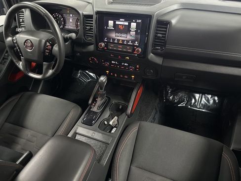 Used 2024 Nissan Frontier PRO-4X w/ Pro Convenience Package image 13