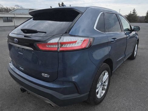 Used 2019 Ford Edge SEL w/ Equipment Group 201A AWD/4WD image 2