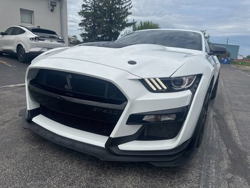 Used 2022 Ford Mustang Shelby GT500 w/ Carbon Fiber Track Pack RWD image 36