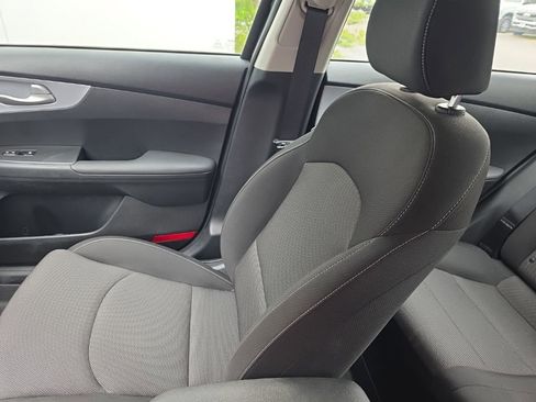 Used 2024 Kia Forte LXS FWD image 29