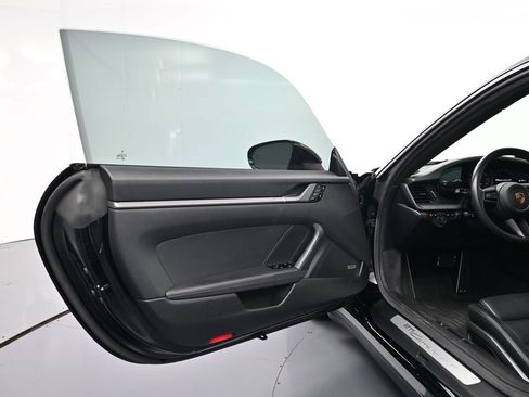 Used 2020 Porsche 911 Carrera 4S image 14