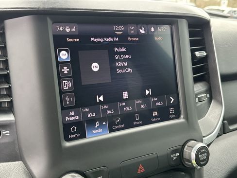 Used 2023 RAM 1500 Big Horn image 14