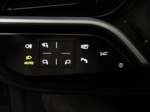 Used 2025 Ferrari 296 GTS image 33