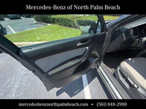 Used 2018 Volkswagen Tiguan S AWD/4WD image 7