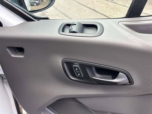 Used 2022 Ford Transit 350 XLT image 13