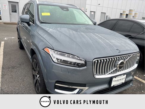 Used 2023 Volvo XC90 B6 Ultimate w/ Protection Package AWD/4WD image 1