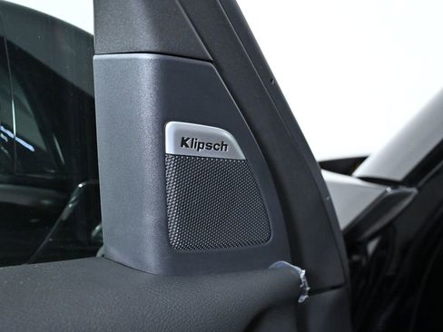 New 2025 Nissan Armada Platinum Reserve image 20