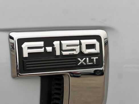 Used 2021 Ford F150 XLT image 26