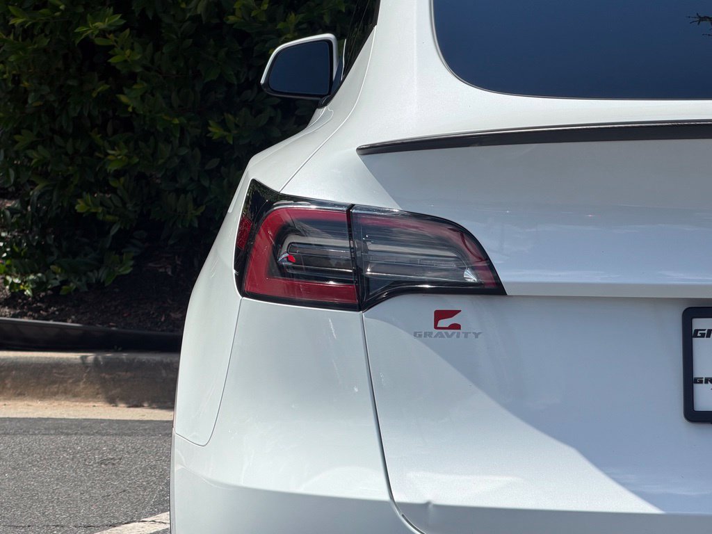Used 2022 Tesla Model Y Performance AWD/4WD image 15
