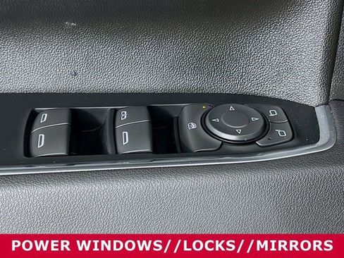 Certified 2025 Chevrolet Silverado 2500 LT w/ Convenience Package image 28