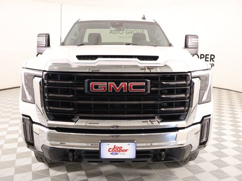 Used 2024 GMC Sierra 2500 Pro w/ 1SA Pro Safety Plus Package AWD/4WD image 8