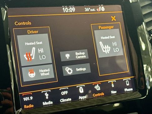 Used 2019 Jeep Cherokee Limited image 21