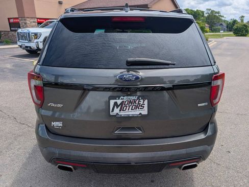 Used 2017 Ford Explorer Sport w/ Equipment Group 401A AWD/4WD image 8