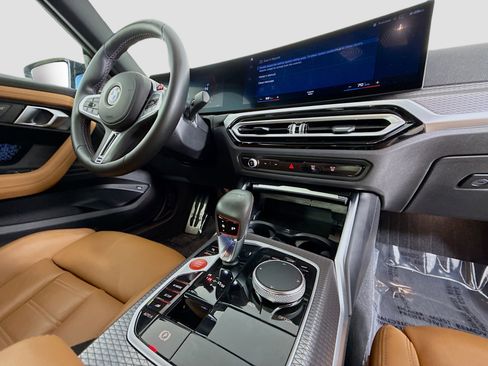 Used 2024 BMW M2 Coupe w/ M Driver's Package image 32