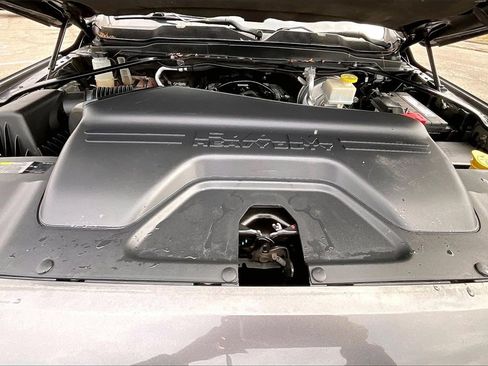 Used 2019 RAM 2500 Laramie image 9