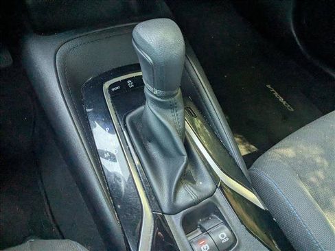 Used 2020 Toyota Corolla SE w/ Carpet Mat Package (TMS) FWD image 12