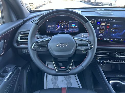 Used 2025 Chevrolet Traverse RS w/ LPO, Floor Liner Package image 14