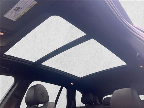 Used 2023 BMW X5 xDrive40i w/ Premium Package image 16