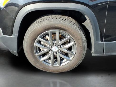 Used 2018 GMC Acadia SLT image 11