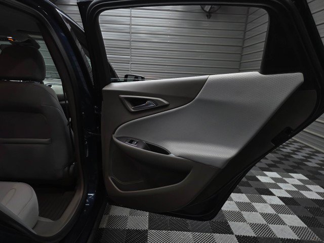 Used 2020 Chevrolet Malibu LT FWD image 34