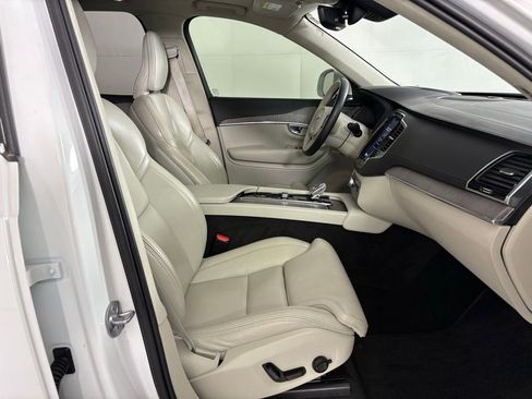 Used 2023 Volvo XC90 T8 Ultimate w/ Lounge Package AWD/4WD image 43