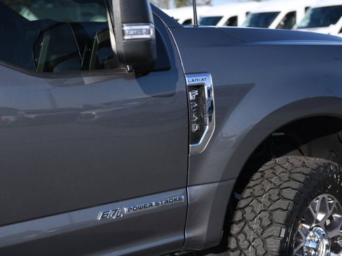 Used 2022 Ford F250 Lariat w/ Lariat Ultimate Package image 4