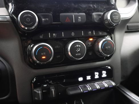Used 2022 RAM 2500 Laramie AWD/4WD image 49