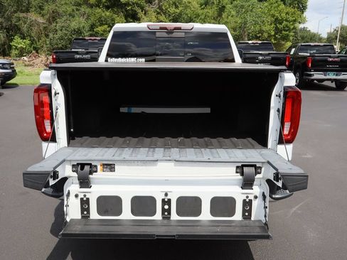 Used 2021 GMC Sierra 1500 SLT w/ SLT Premium Plus Package RWD image 28