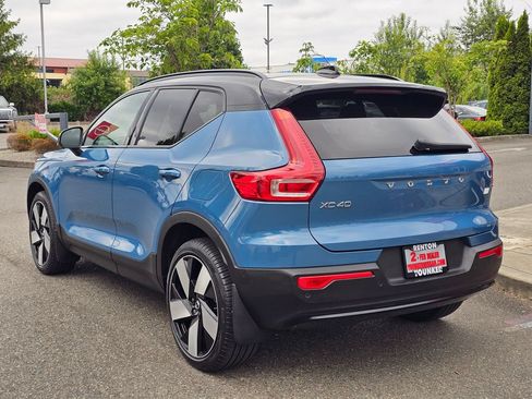 Used 2023 Volvo XC40 Recharge Ultimate w/ Protection Package Premier AWD/4WD image 7