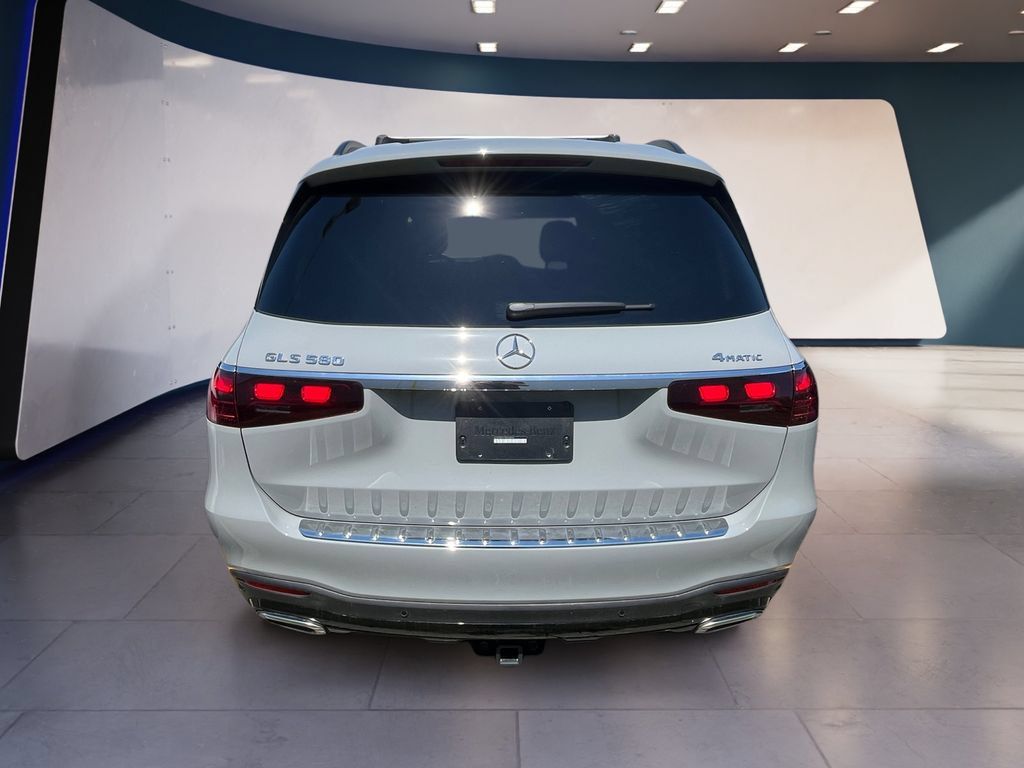 Certified 2026 Mercedes-Benz GLS 580 4MATIC image 3