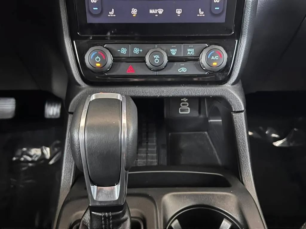 Used 2024 Ford Ranger XLT w/ Equipment Group 301A High AWD/4WD image 33