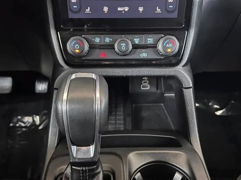 Used 2024 Ford Ranger XLT w/ Equipment Group 301A High AWD/4WD image 33