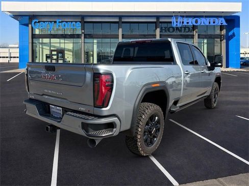 Used 2026 GMC Sierra 2500 AT4 w/ Technology Package image 2