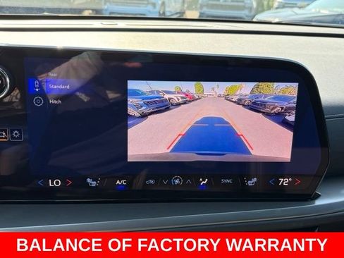 Used 2026 Chevrolet Traverse LT FWD image 24