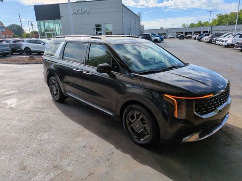 New 2026 Kia Carnival SX FWD image 1