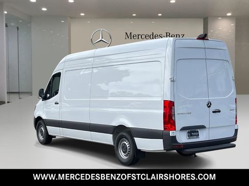 New 2025 Mercedes-Benz Sprinter 2500 image 3