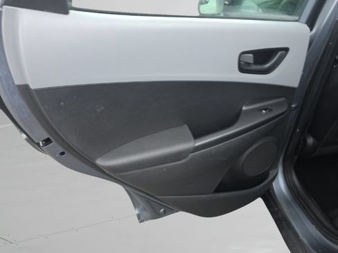 Used 2021 Hyundai Kona SE FWD image 21