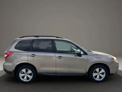 Used 2014 Subaru Forester 2.5i Premium w/ Popular Package #1 AWD/4WD image 3