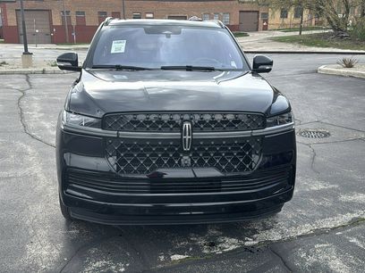 Used 2025 Lincoln Navigator Reserve w/ Jet Appearance Package