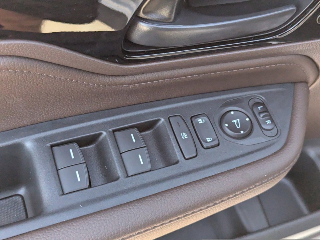 New 2027 Honda Odyssey Touring image 14