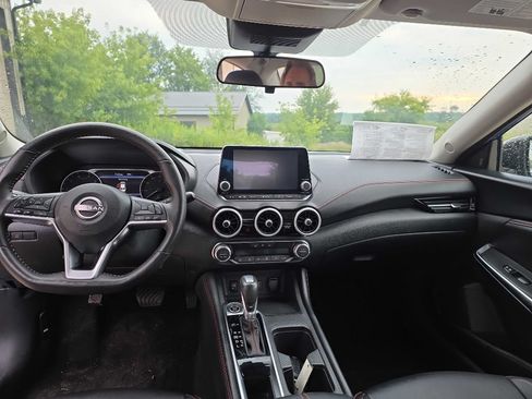 Used 2024 Nissan Sentra SR w/ SR Premium Package FWD image 13