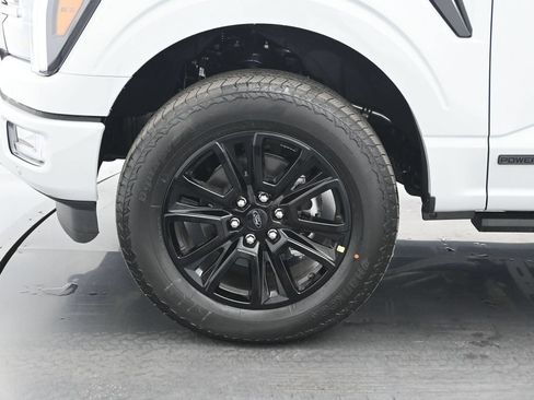 New 2026 Ford F150 Platinum w/ Equipment Group 702A High AWD/4WD image 25