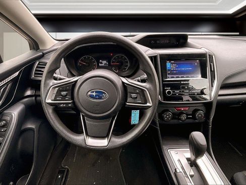 Used 2019 Subaru Crosstrek 2.0i image 5