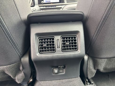 Used 2025 Toyota Camry LE image 23