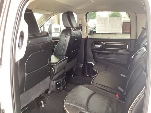 Used 2023 RAM 4500 Laramie AWD/4WD image 47