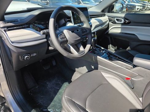 New 2026 Jeep Compass Limited image 12