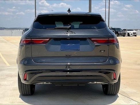 New 2026 Jaguar F-PACE R-Dynamic S image 4