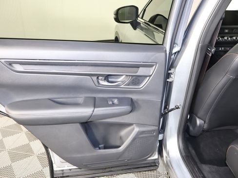 Used 2025 Honda CR-V Sport-L image 47