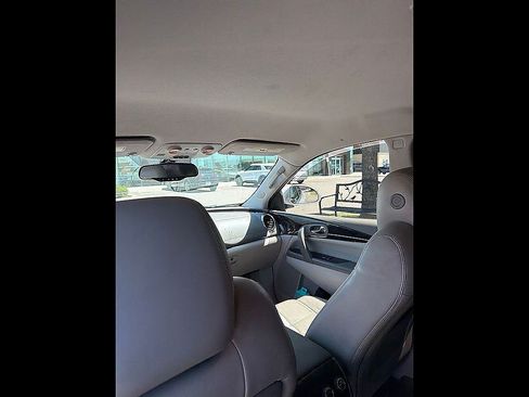 Used 2017 Buick Enclave Leather w/ Enclave Sport Touring Edition FWD image 6