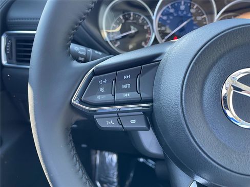 New 2025 MAZDA CX-5 AWD 2.5 S w/ Preferred Package image 15